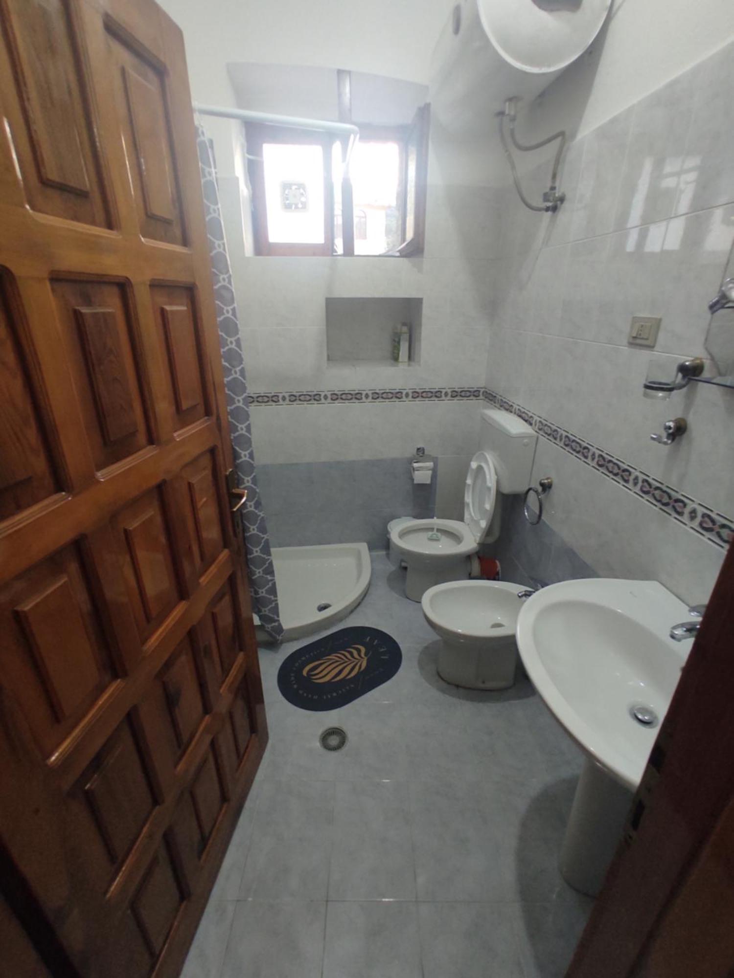 Xheison Apartment Gjirokastra Kültér fotó