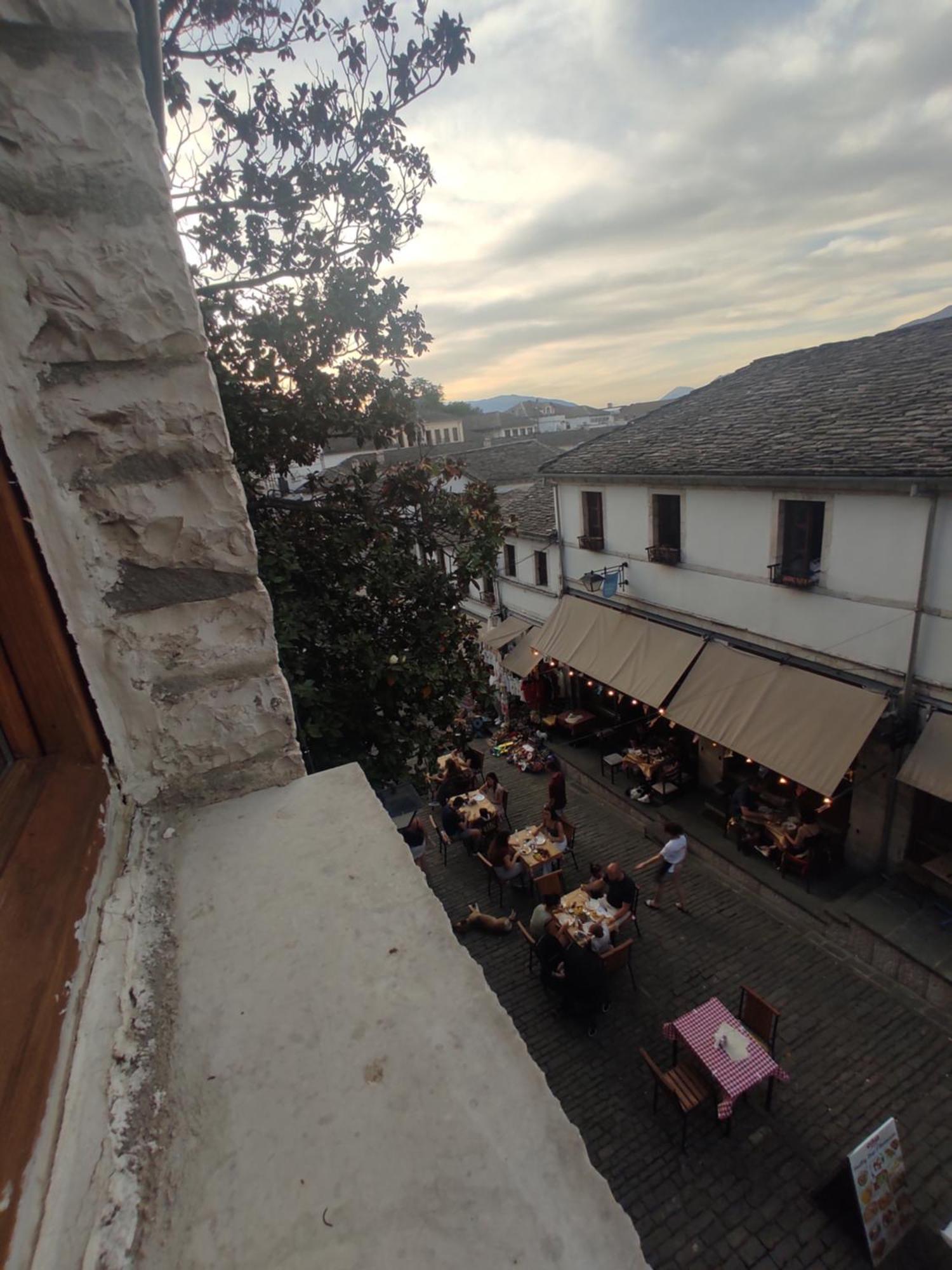 Xheison Apartment Gjirokastra Kültér fotó